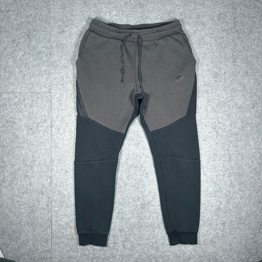 Nike Joggers Men Medium Gray Black Tech Fleece Sweatpants Activewear 805162-012
